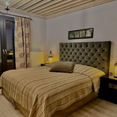 Boutique Hotel Skamnos Arachova Esterno foto
