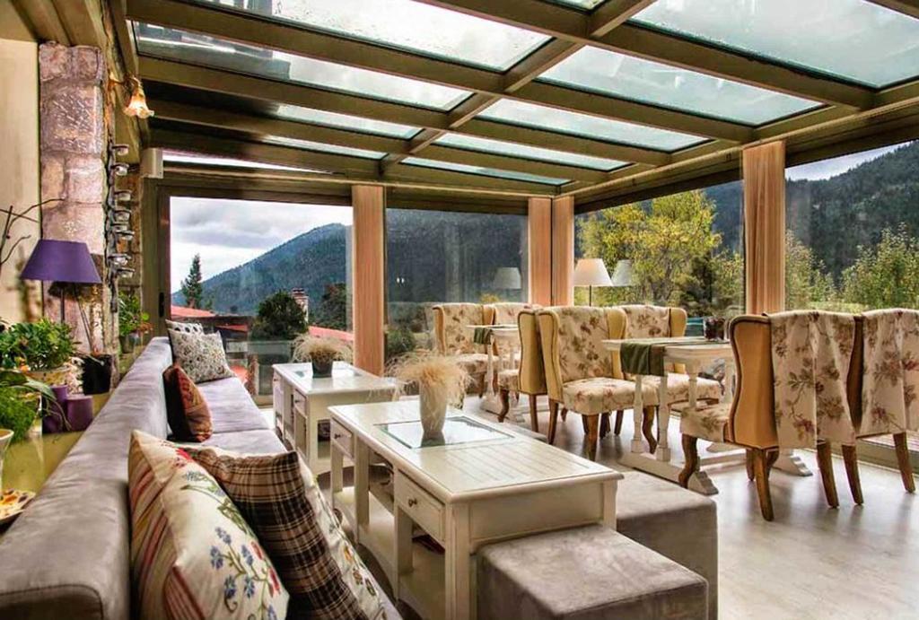 Boutique Hotel Skamnos Arachova Esterno foto